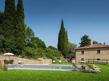 Villa with private pool on an organic wine estate