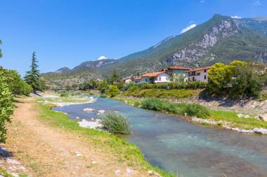 Al Fiume 2 Dogs allowed