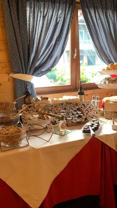 Hotel Arisch