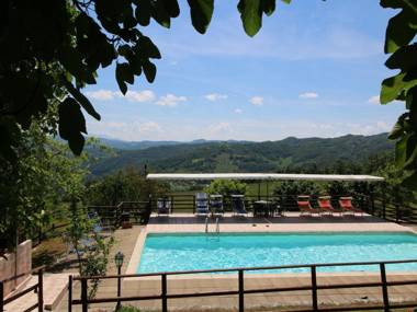 Farmhouse in Apecchio with Swimming Pool Patio Garden BBQ