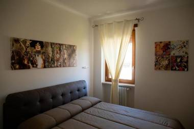 Blue Moon - Via Parigi Apartments