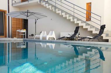 Villa With Poolgarden Near The Sea