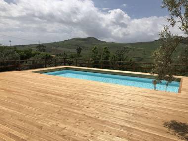 Group accommodation in the center of Sicily with private pool