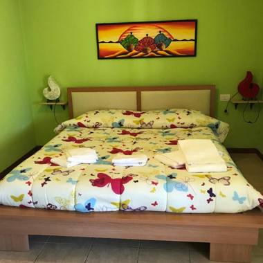 Butterfly House Bed & Breakfast