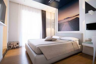 F53 Kevin's Charming Houses