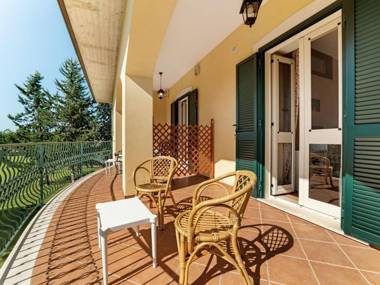 Restful Villa in Albanella with Swimming Pool and hot tub