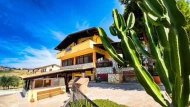 Villa Jolanda & Carmelo