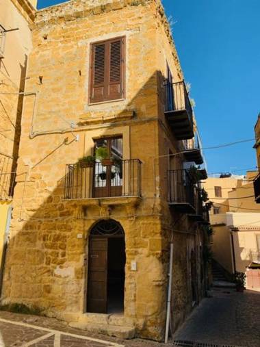 Piano di Gamez Apartment