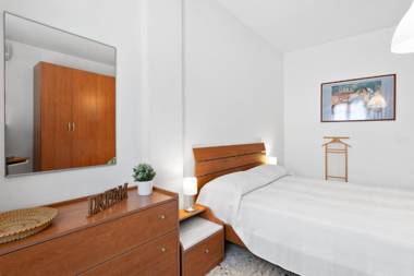 Lungomare Ciclopi Apartments with Balconies and Parking