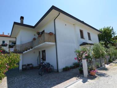 Apartment near the sea located in an oasis of rest.