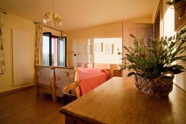 Agriturismo Casa Rossa Ai Colli