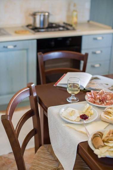 Tenute Costadoria (Valle di Cynara)