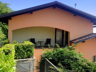 Panoramic house in a residence upon the green hills overlooking Lake Maggiore