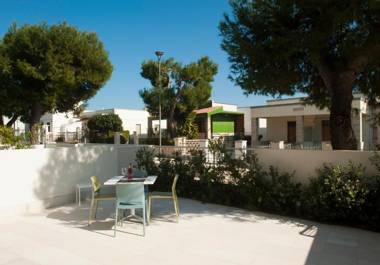 Via Del Faro Apartments