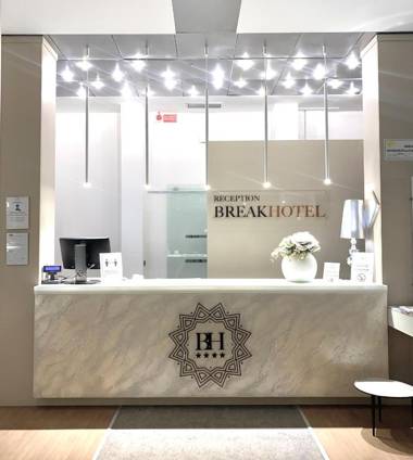 Break Hotel