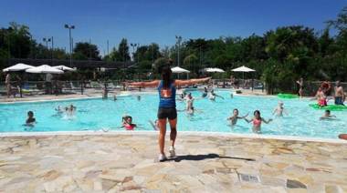 Albatross Mobile Homes on Camping Baia Verde