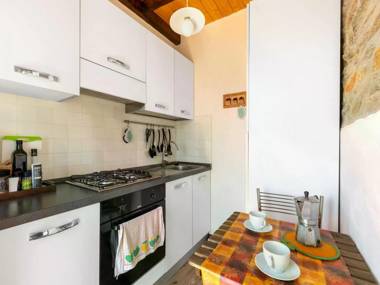 Heavenly Holiday Home in Carcente with Balcony