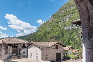 Logge dei Paroloti Agnese