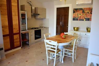 2 bedrooms appartement with enclosed garden and wifi at Romano D'ezzelino