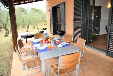 VILLA MIRABELLE Relax e Natura immersi nelle verdi colline