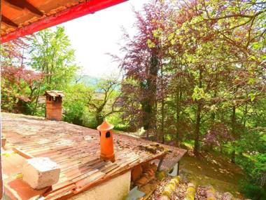 Holiday Home in Migliorini with Pool & Garden