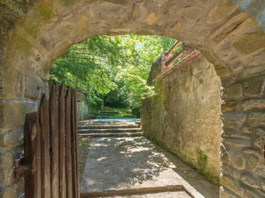 Heavenly Holiday Home in Migliorini - Pistoia with Terrace