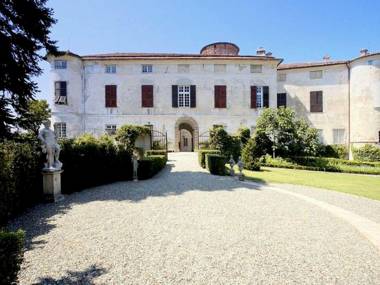 Binder Apartment in Castle in Rocca Grimalda with Garden