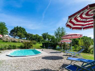 Delightful Holiday Home in Cagli with Shared Swimming Pool