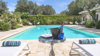 Villa dei Glicini 8&2