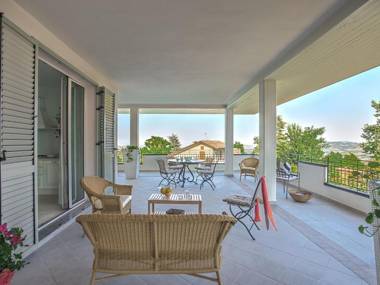 Luxurious Villa inTavullia with Private Swimming Pool