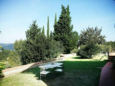 Lovely Holiday Home in Sasso Pisano with Swimming Pool