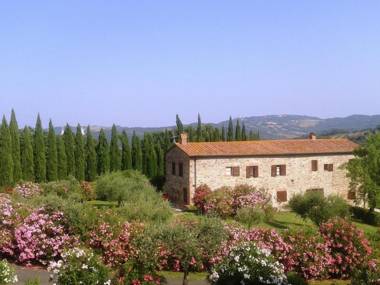 Atmospheric apartment in authentic house near beautiful Sasso Pisano
