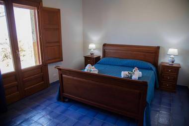 Agriturismo Terrazze sul Tirreno two rooms apartment with patio and sea view