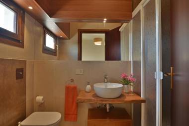 Villa Anna (by Vacation Service)