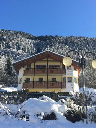 Albergo Garnì Costa Verde