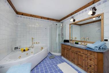 Chalet Mountain Plaza - Apt Overland