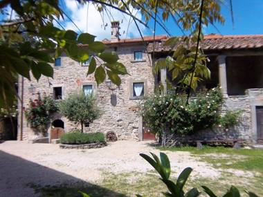 Rustic Holiday Home in San Godenzo with Pool