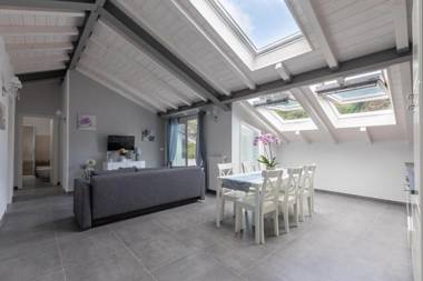 DUSSAIGA - La casa di Rina