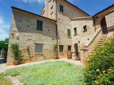 Scenic Apartment in Mombaroccio with Garden near City Centre