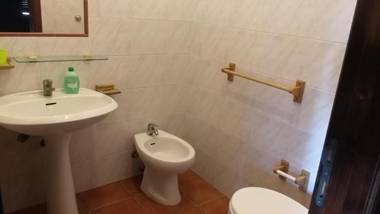 double twin room private bathroom for swimming pool use