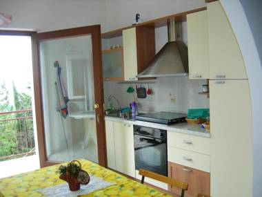 3 bedrooms house with enclosed garden at San Lorenzo