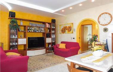 Amazing apartment in Pachino with WiFi and 2 Bedrooms