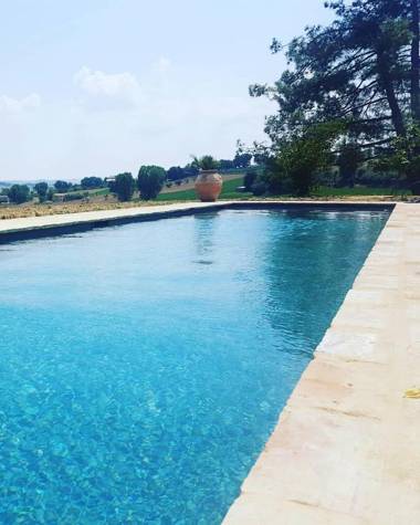 CasaVostra - Ambience Suites