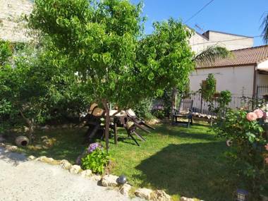 Il giardino dei semplici B&B