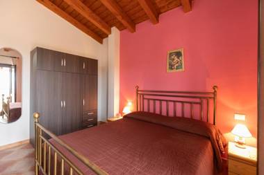 Attico con vista collinare