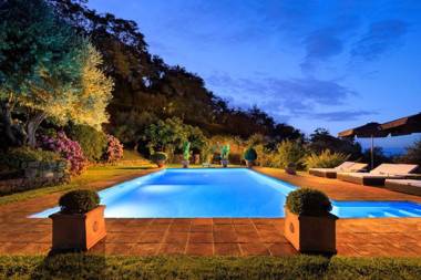 Villa-Napoleone-near-Florence-with-pool