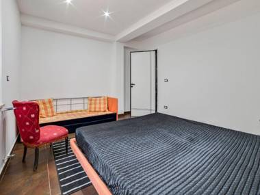 Modern villa in Nissoria with swimming pool