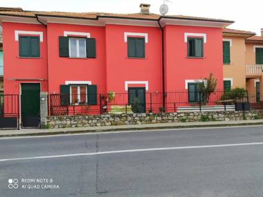 tra il borgo e il mare