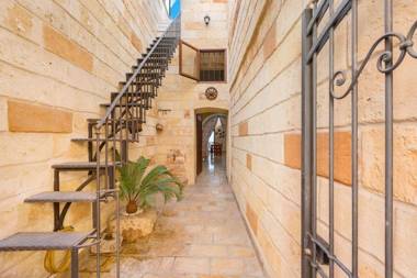 La Nicchia Di Luana by BarbarHouse