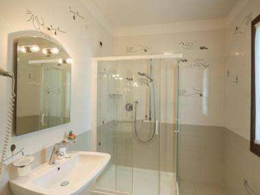 Villa with nice private pool on Isola di Albarella